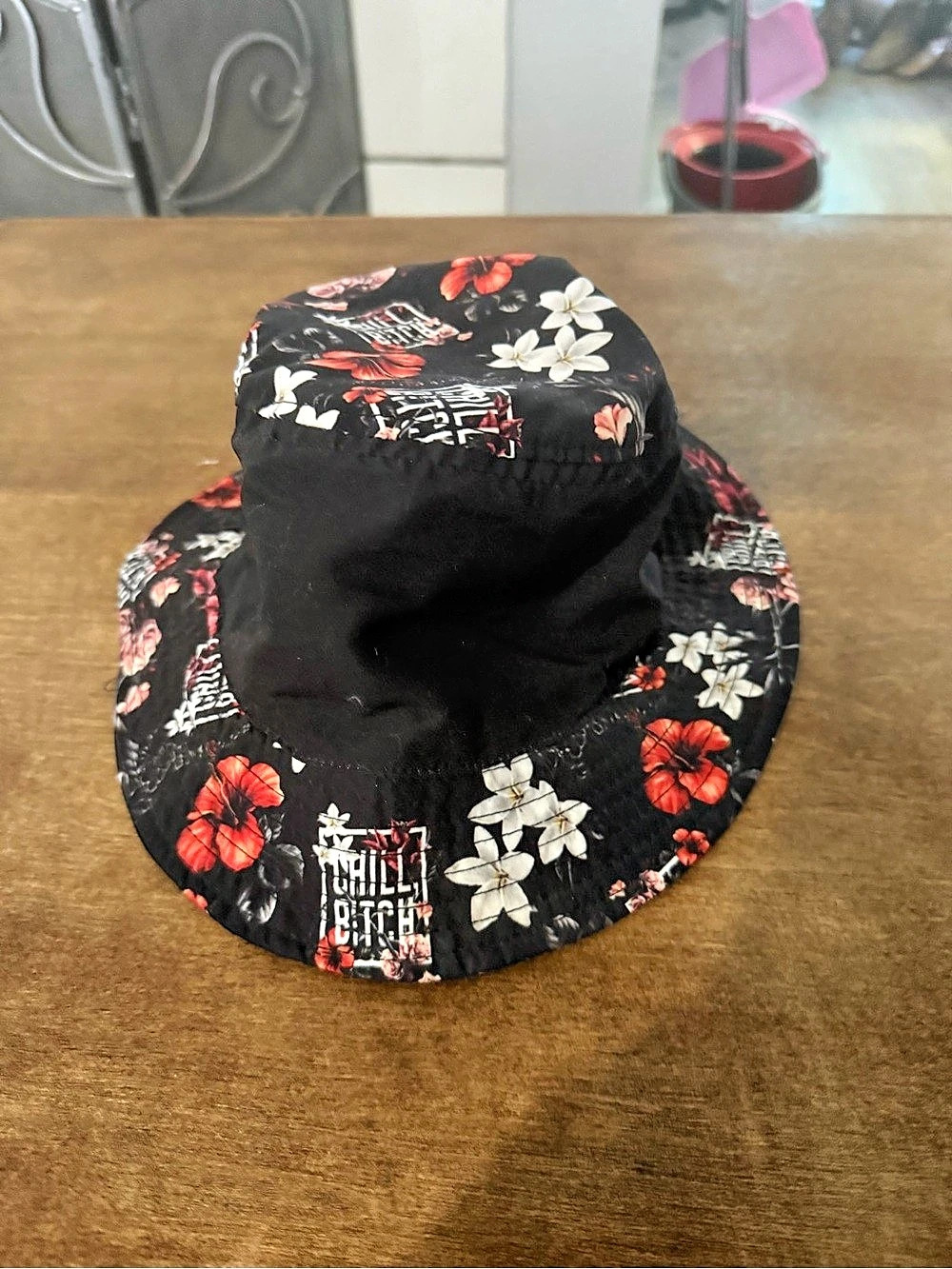 Floral Bucket Hat in Black & Red Like New